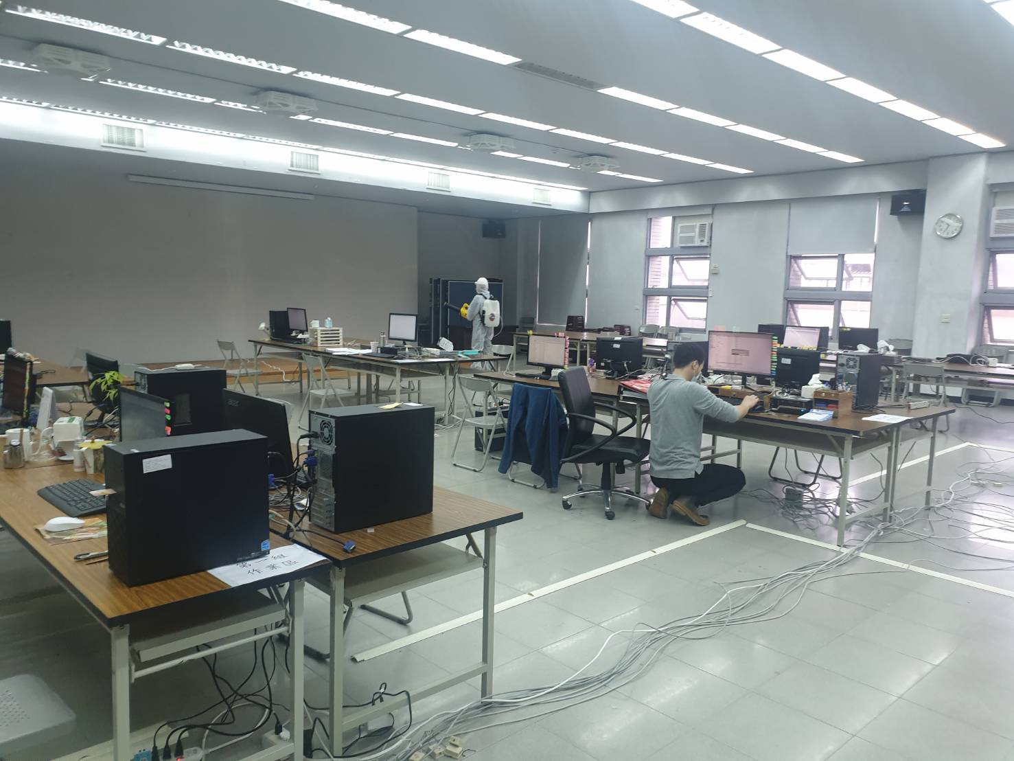 基隆警「蹺班跑卡拉OK喝酒」染疫 警局：從重究責