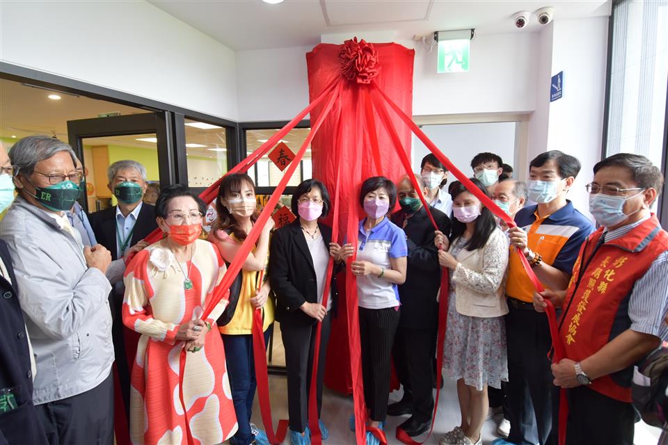 彰化溪州鄉新衛生所 秀和苑溪州日照中心啟用 縣長王惠美：雙喜臨門