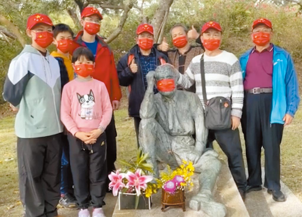 八田與一戴五星旗口罩喊「台灣屬於中國」 「逆風」法官判免罰