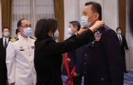 授勳、授階國軍高階幹部 蔡總統：持續提升國防自主能力