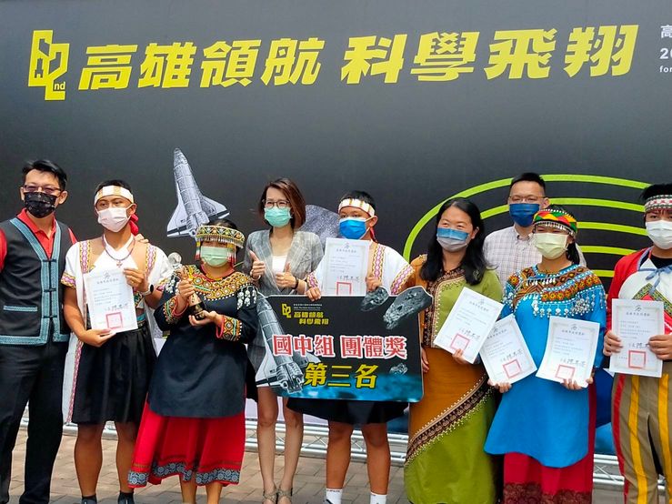 探究螢火蟲 那瑪夏國中奪創校首次高市科學獎