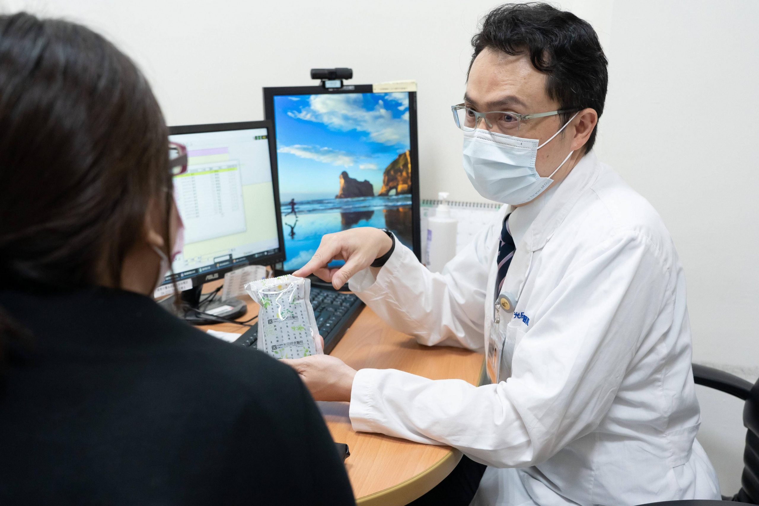 中醫師呼籲勿迷信無敵星星 二次染疫症狀後遺症恐加劇