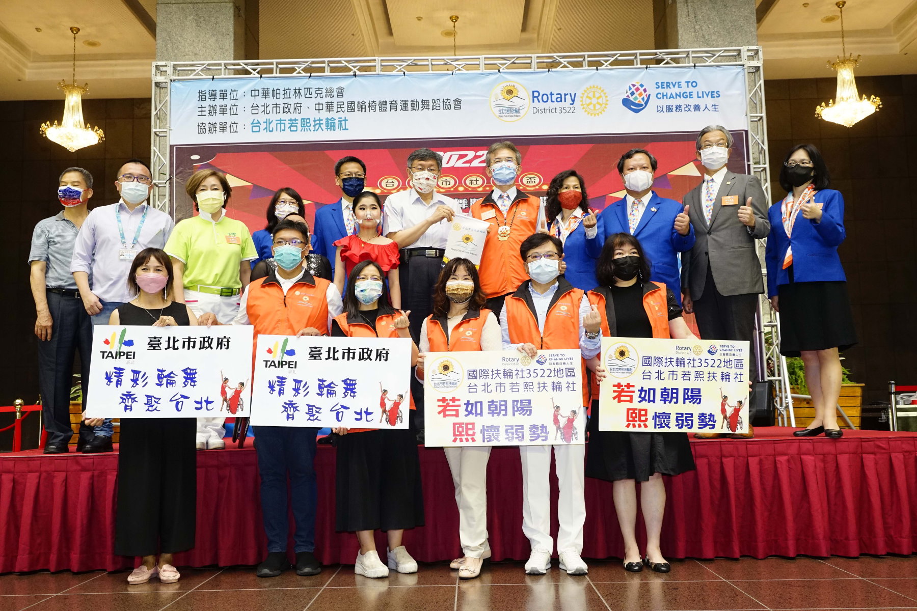 大巨蛋今年開幕跳票 臺北市長柯文哲再轟中央「卡柯」