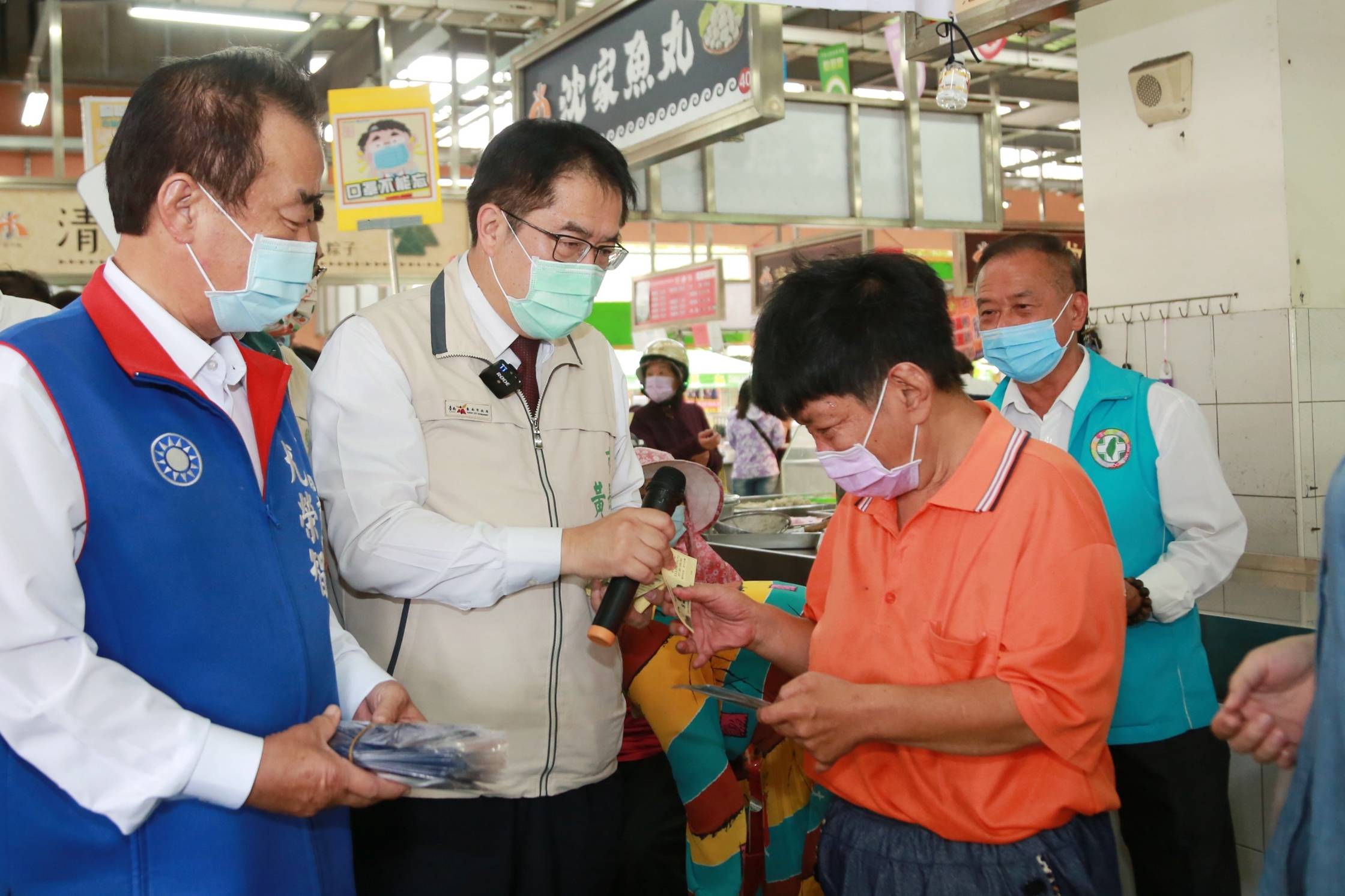 百場促銷活動 台南市長黃偉哲送抵用券衝市場買氣