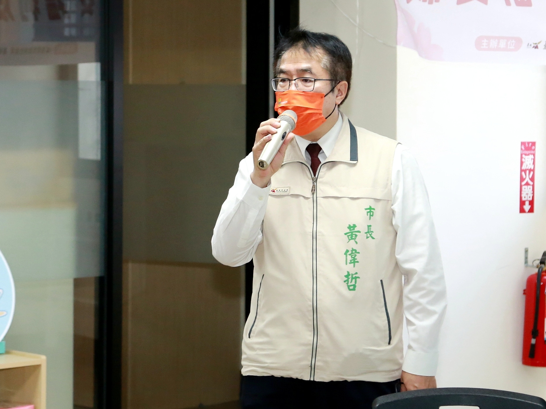 議員謝龍介控索賄 市長黃偉哲斥「文旦之亂又來了」將提告