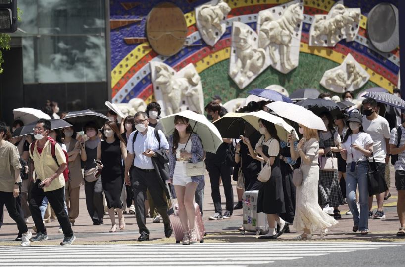 日本新增新冠確診病例一周確診九十六萬九千人 全球最多