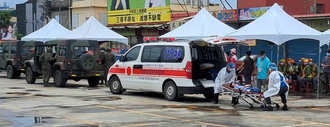 高雄林園區災害防救實兵演練逼真 提升危機應變能力