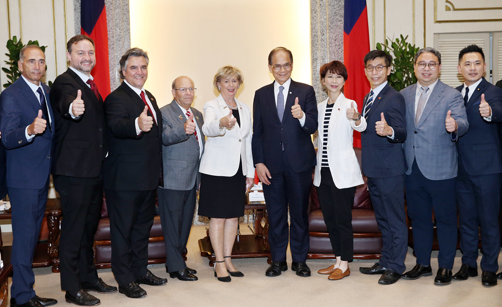 加拿大議員訪團見游錫堃 團長：支持台灣加入各項國際組織