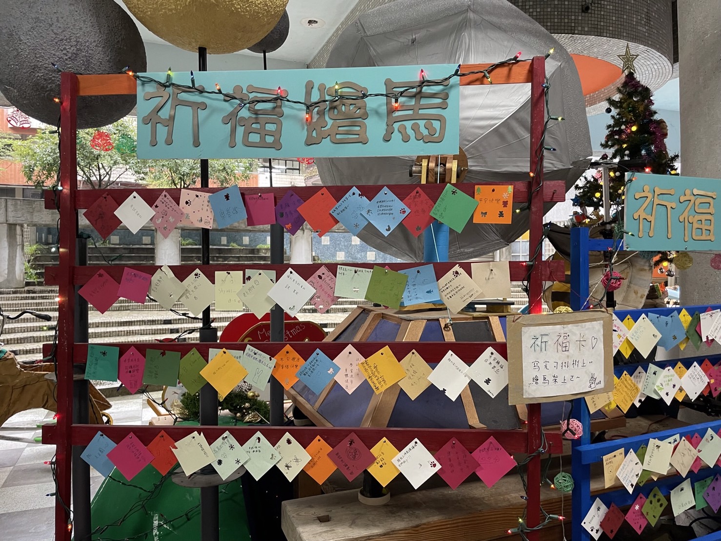 新北49校師生推出校園版創客耶誕城 實踐創客精神