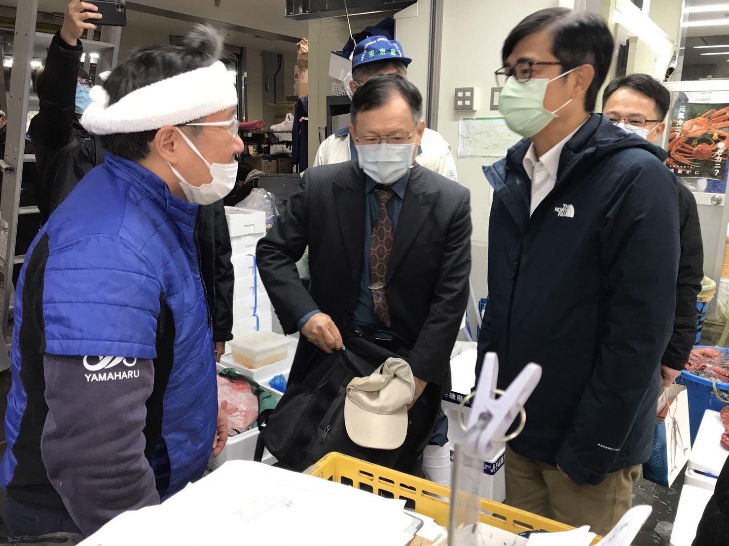 高雄市長陳其邁考察東京豐洲市場 交流前鎮漁港改造經驗