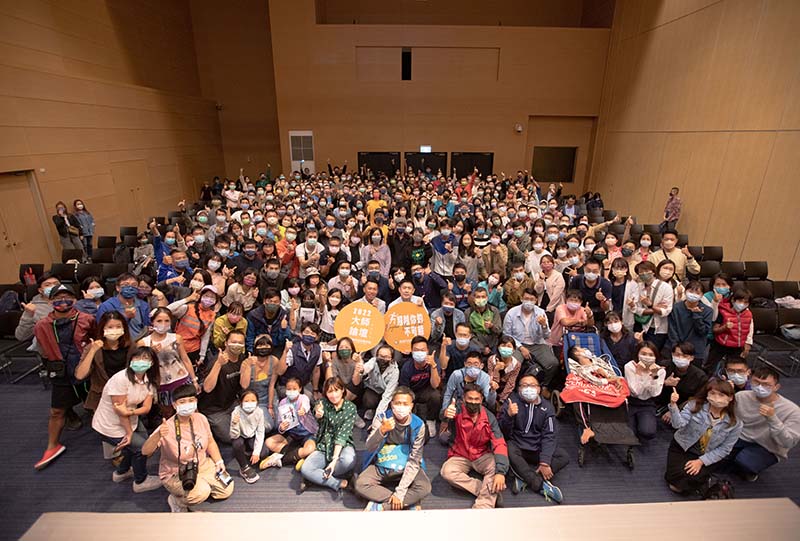 高雄大師論壇 超跑選手陳彥博與青年探索未來夢想