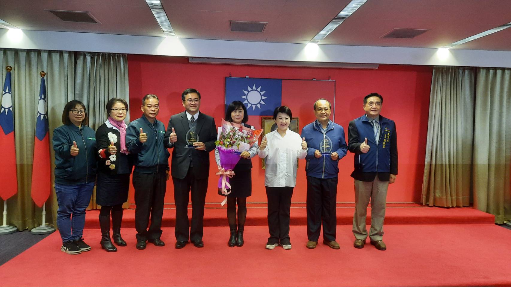 台中市霧峰、外埔及梧棲農會獲金推獎 市長盧秀燕表揚