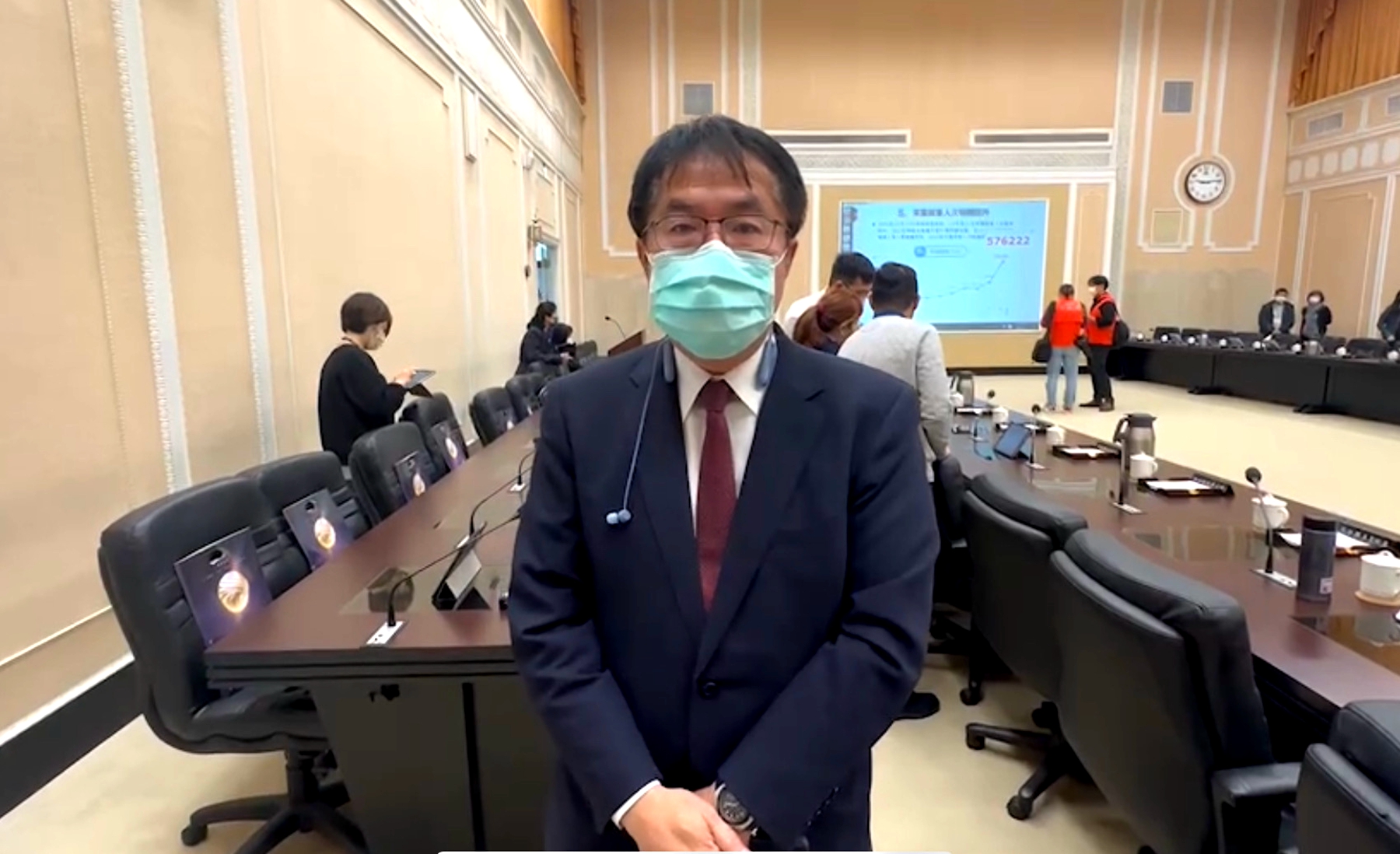 黃偉哲北上爭取支持商圈庶民經濟 獲陳建仁正面回應