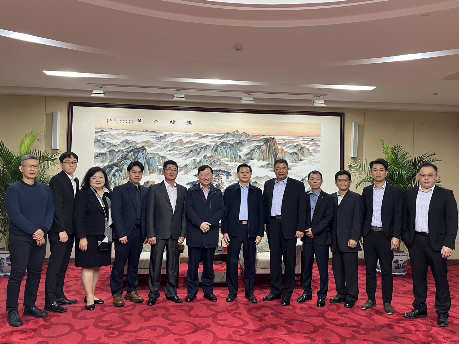 率團為鳳梨釋迦赴陸說明 台東副縣長王志輝感謝期待有更好發展