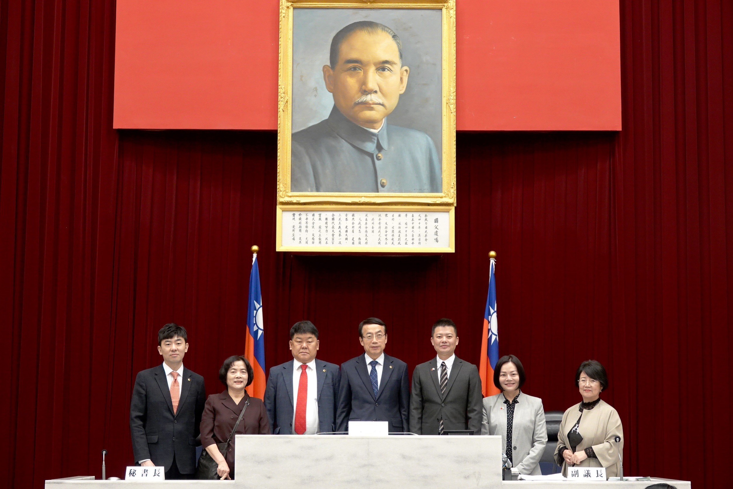 韓國仁川廣域市議會參訪高市議會 曾俊傑熱情款待