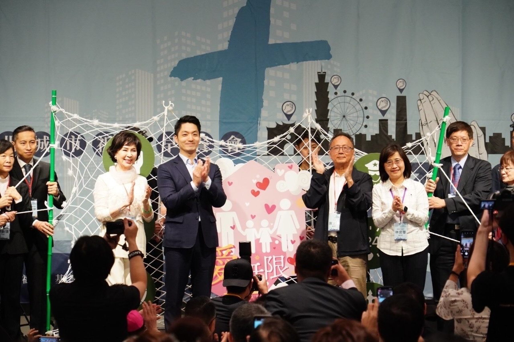 台北市長蔣萬安參加城市祈禱早餐會 為台北市祈禱