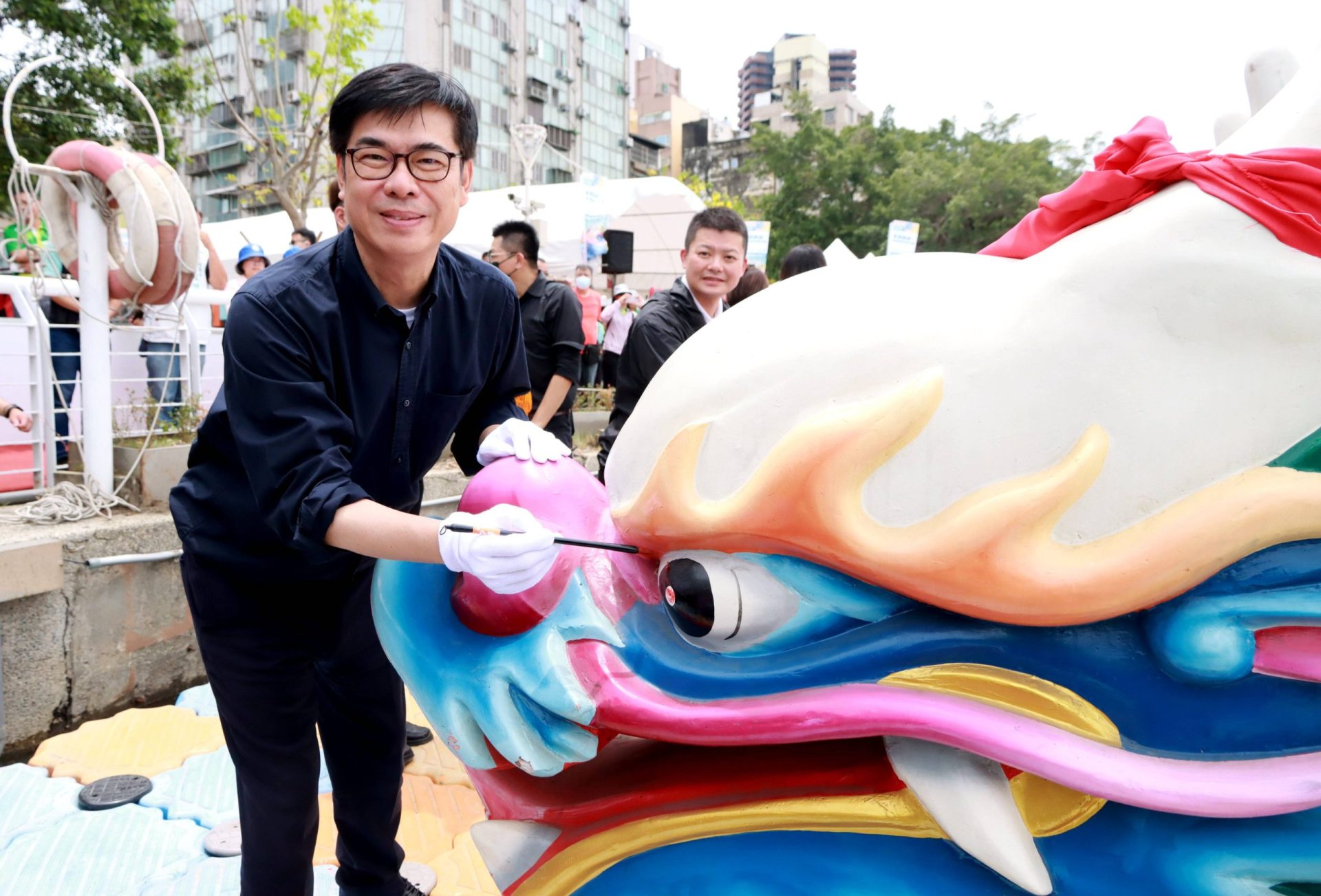 高雄愛河端午龍舟嘉年華 陳其邁龍舟點睛祈福