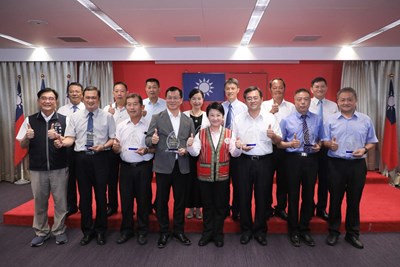 台中市農會及青農獲全國多項大獎 盧秀燕頒獎表揚