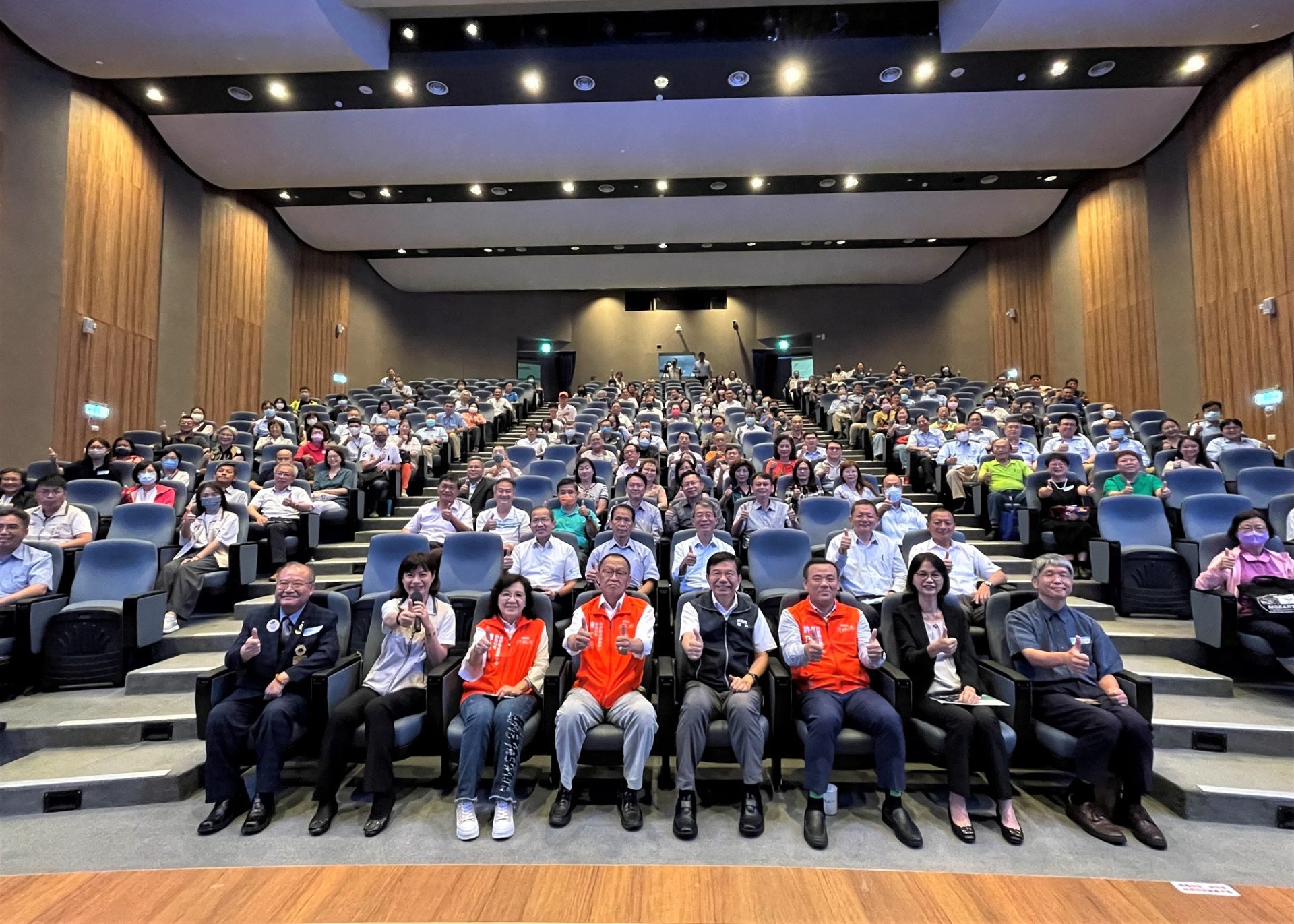 南方領袖教育學院 王國材部長談交通政策與公共建設發展的新思維