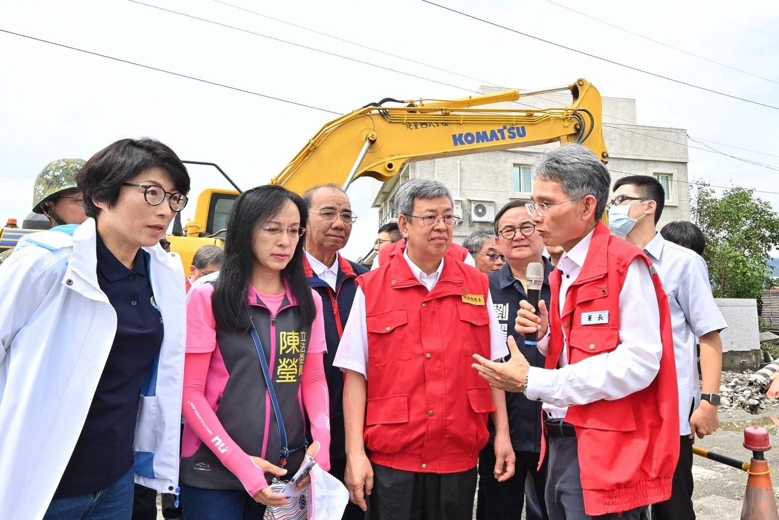 海葵重創台東校園 行政院長陳建仁允全力支持復原工作