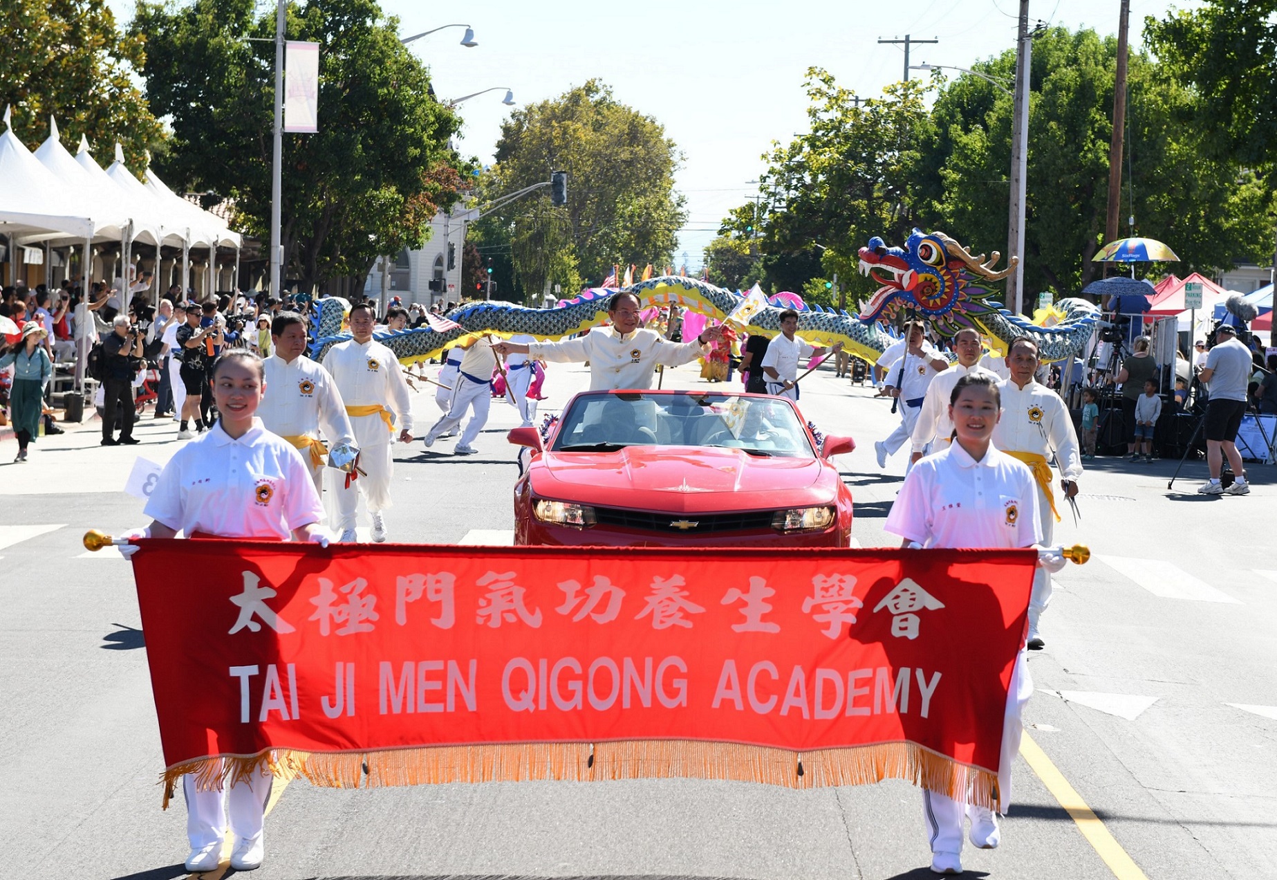 美國聖塔克拉拉冠軍遊行 最大隊伍太極門成為焦點