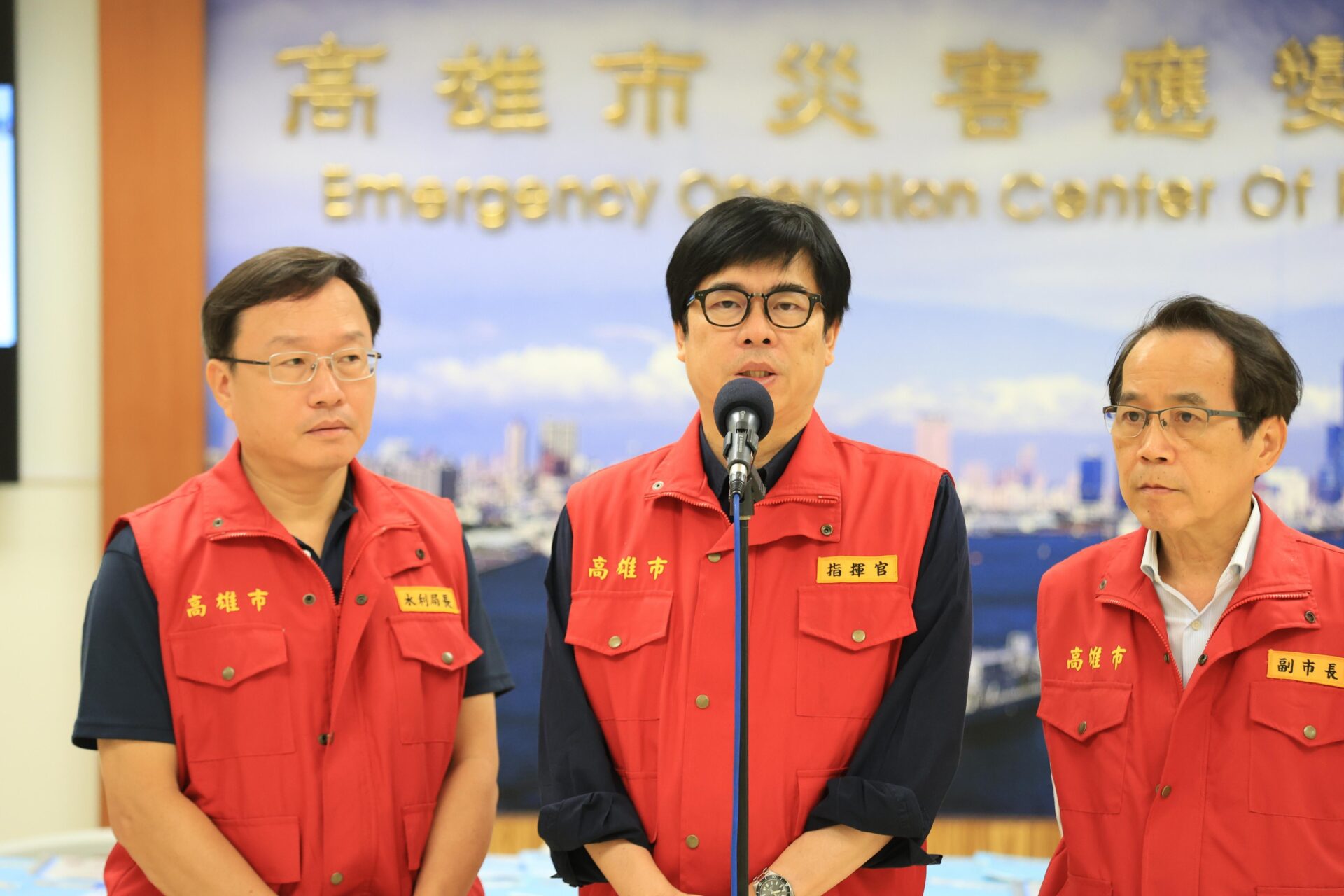 高市府全面動員、72小時大作戰 今午前完成搶救民宅地下室積淹水