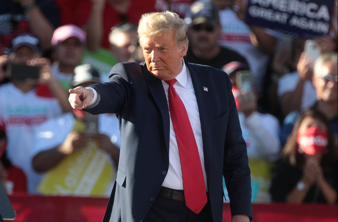 川普稱台灣搶走所有晶片生意 要付美國保護費