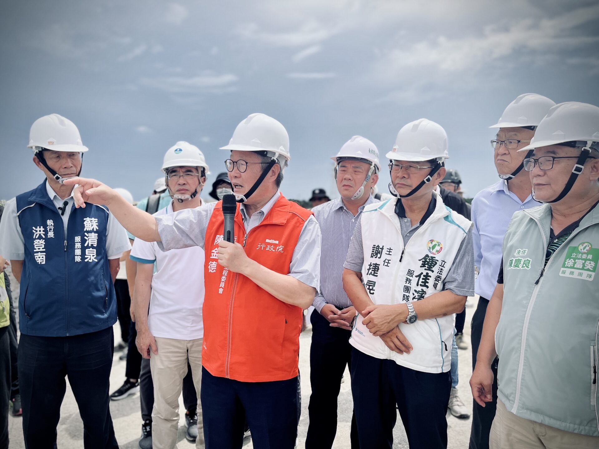 出席美國長灘港及馬紹爾群島共和國馬久羅港締結姊妹港儀式 陳其邁：高雄港雙軸轉型 邁向低碳智慧化發展