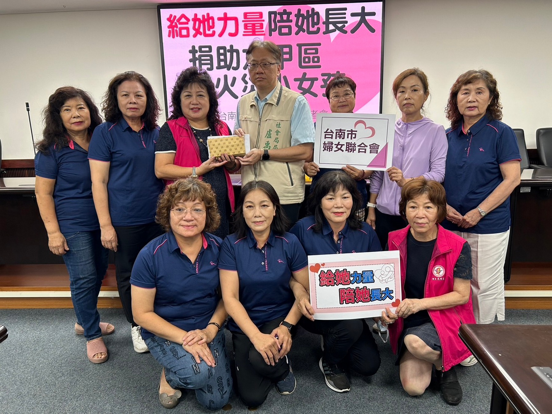 林美燕攜婦女聯合會捐30.8萬 助六甲惡火倖存女童度難關