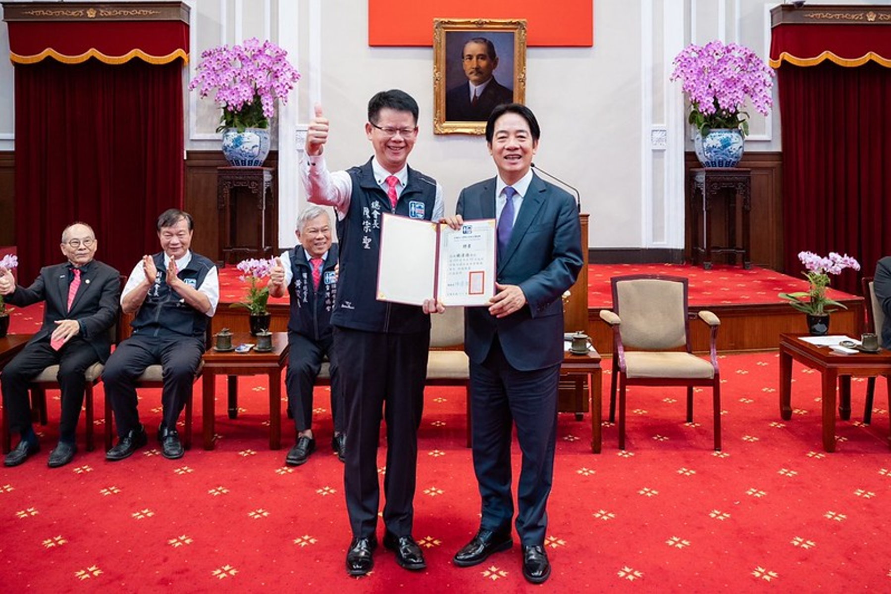 賴清德接見「國際生命線台灣總會」 感謝守護國人心理健康