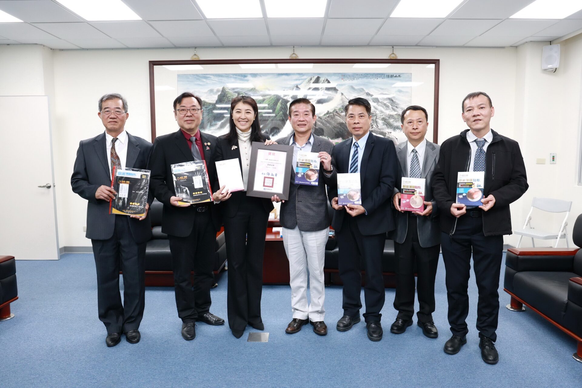 南投企業勇奪德國紐倫堡國際發明展2金牌 許淑華表揚