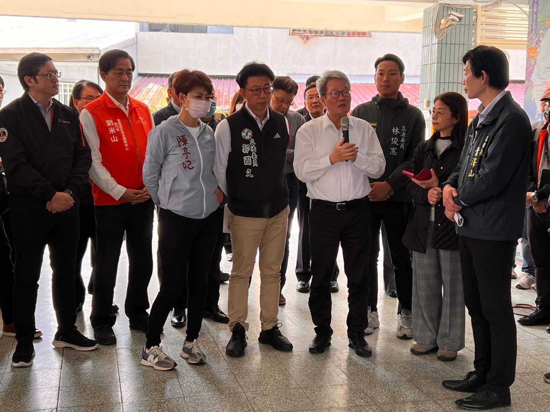 地震重建：楠西國中獲教育部專案補助 行政院政委視察關心