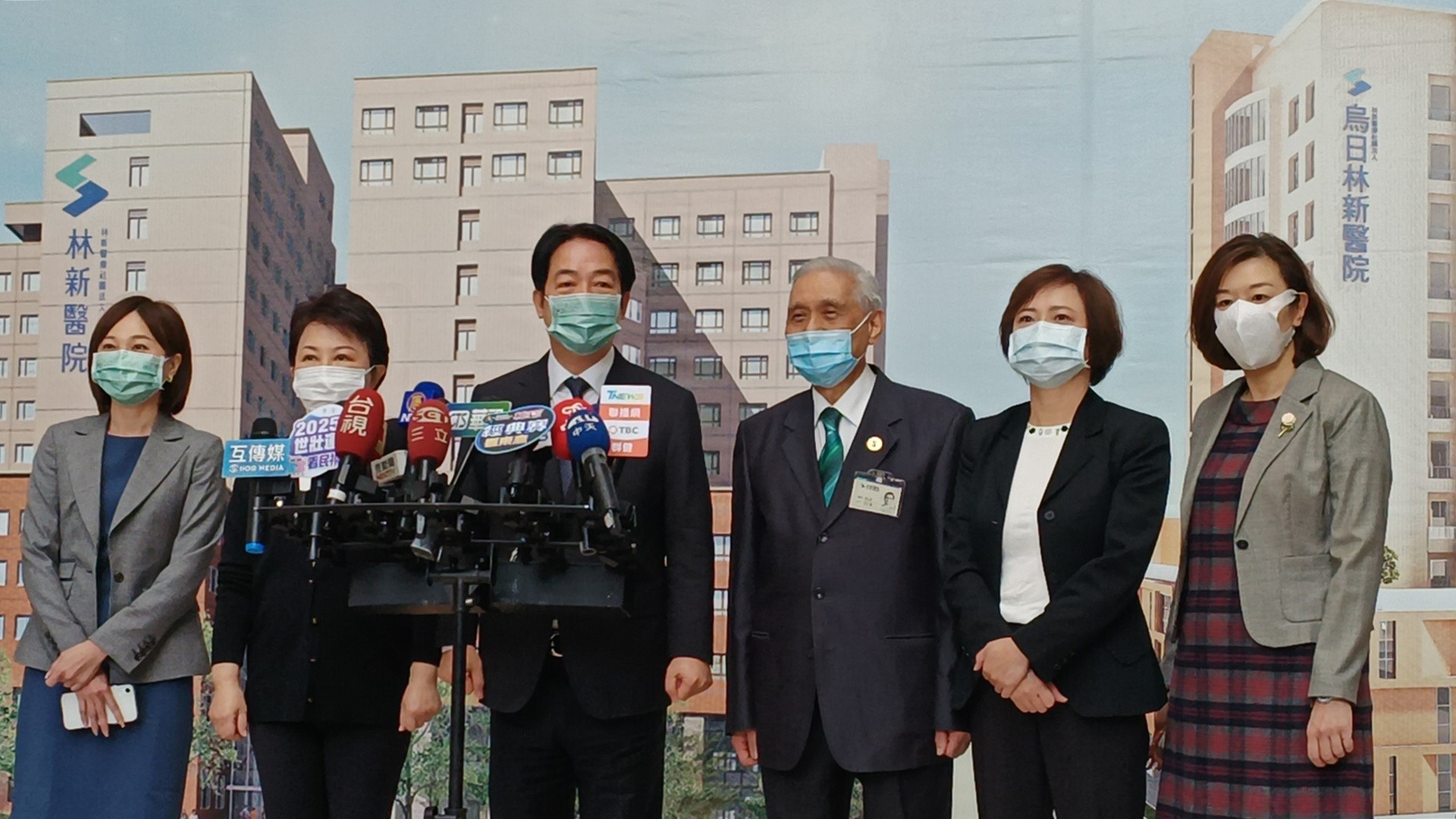 賴清德探視氣爆事故傷者 令中央協助地方做好公安