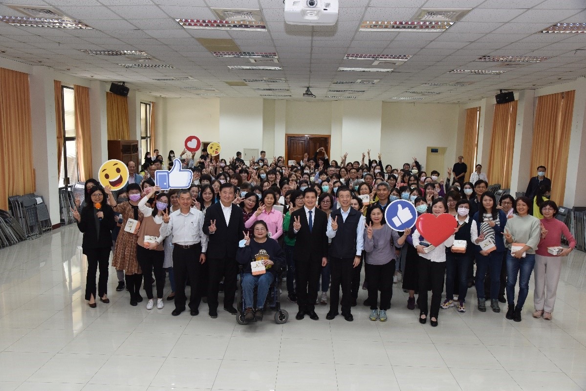 1200個優質就業機會吸引人才！高雄巿半導體產業鏈聯合徵才 陳其邁：打造高雄成為先進半導體產業聚落