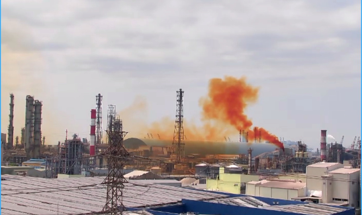 小樂回來了 ! 樂高®首度與高雄市政府合作打造「樂高雄」兒童節活動 結合港都造景設置6米高巨型衝浪小樂 乘風破浪衝破玩心樂一波