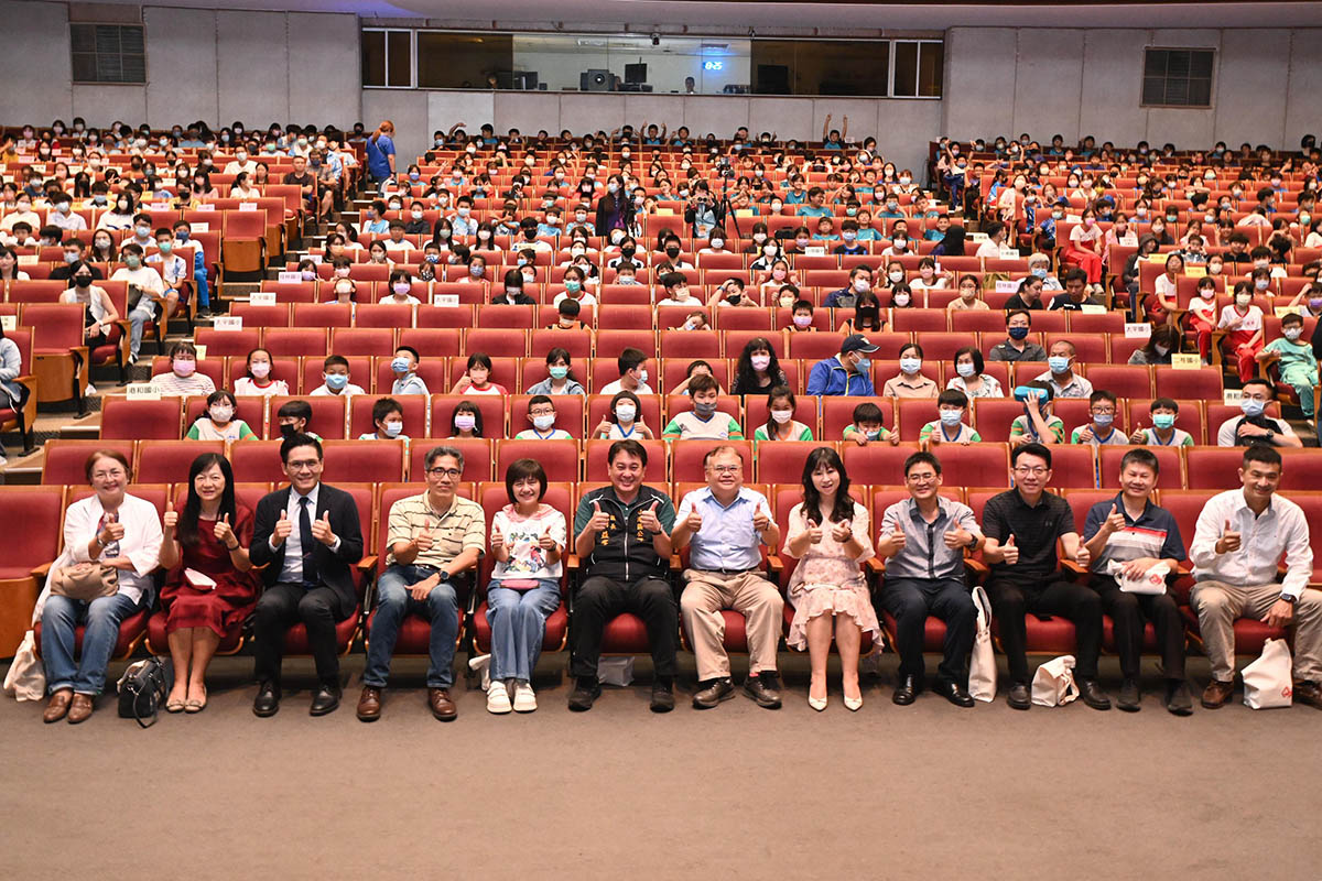 出席高雄馬祖定期航線啟航記者會 陳其邁：盼增加往返班次 促進兩地觀光文化交流