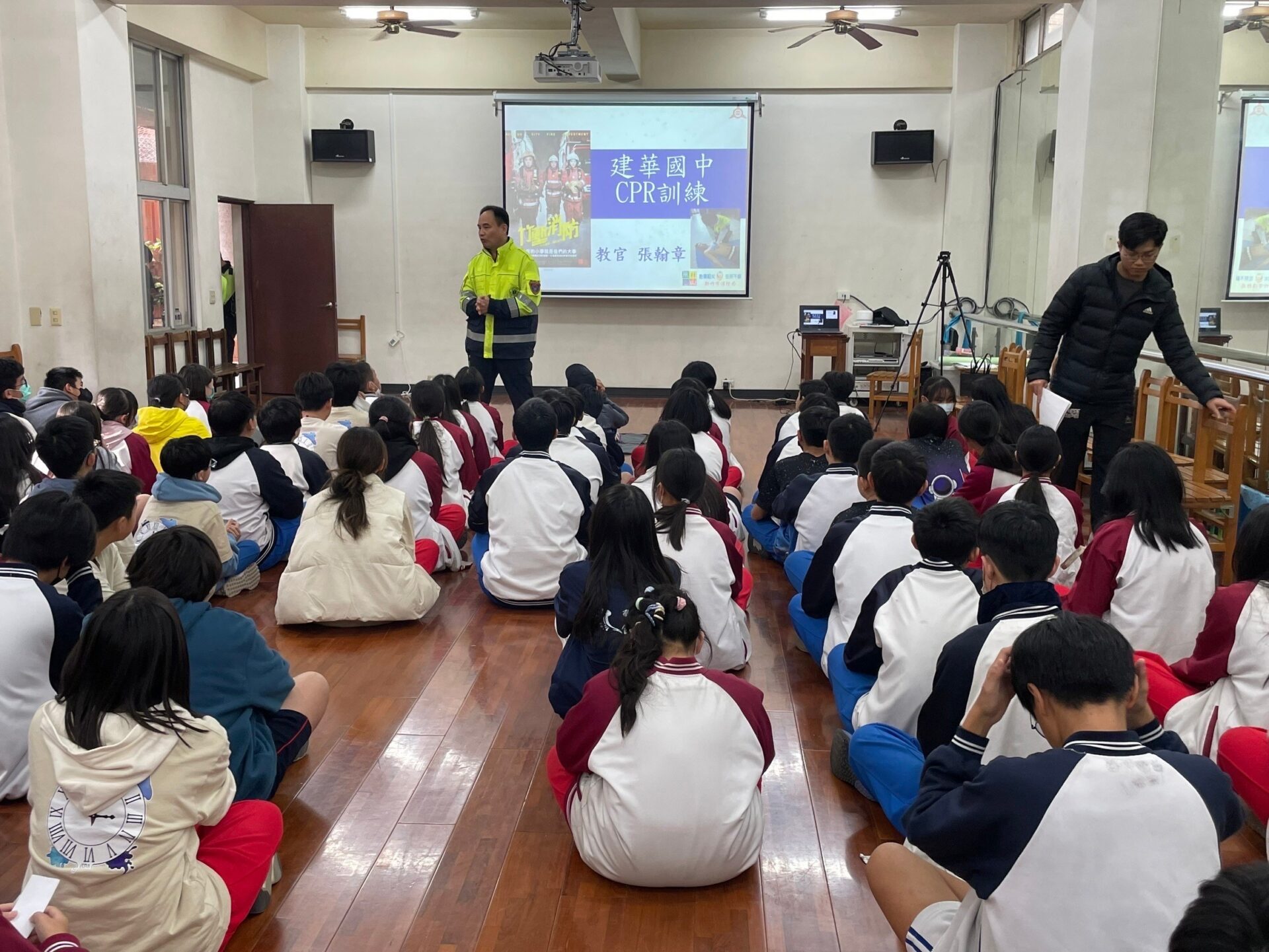 心肺復甦術普及化 消防局前進校園辦理CPR認證