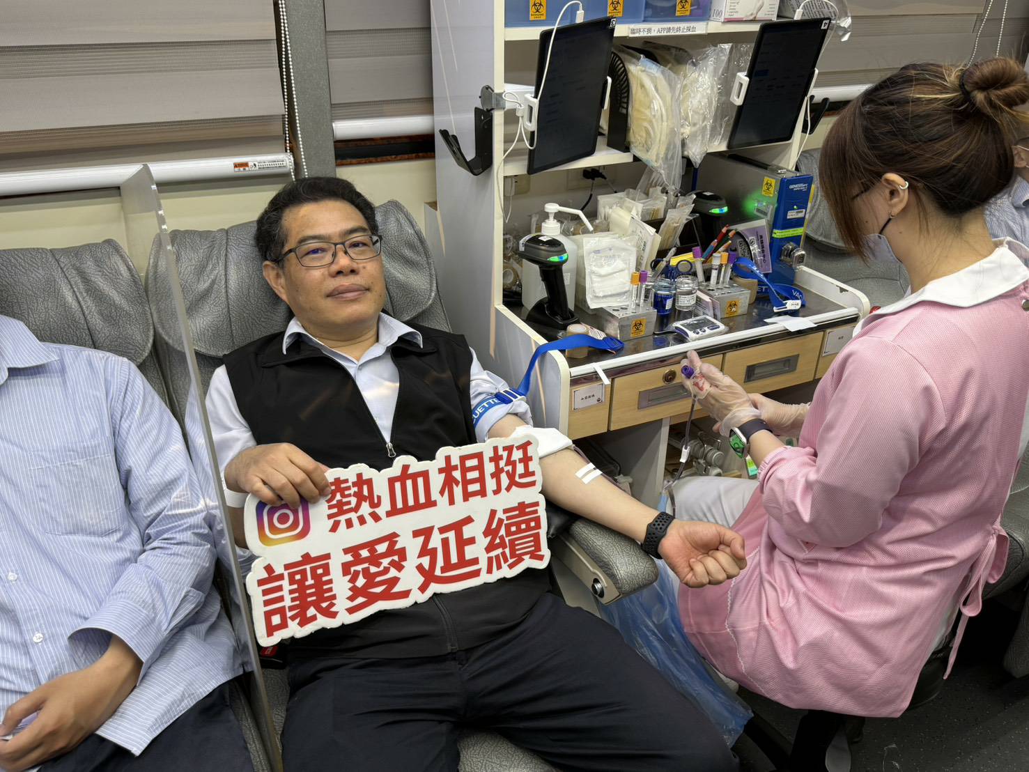 中油大林廠油愛 挽袖捐熱血