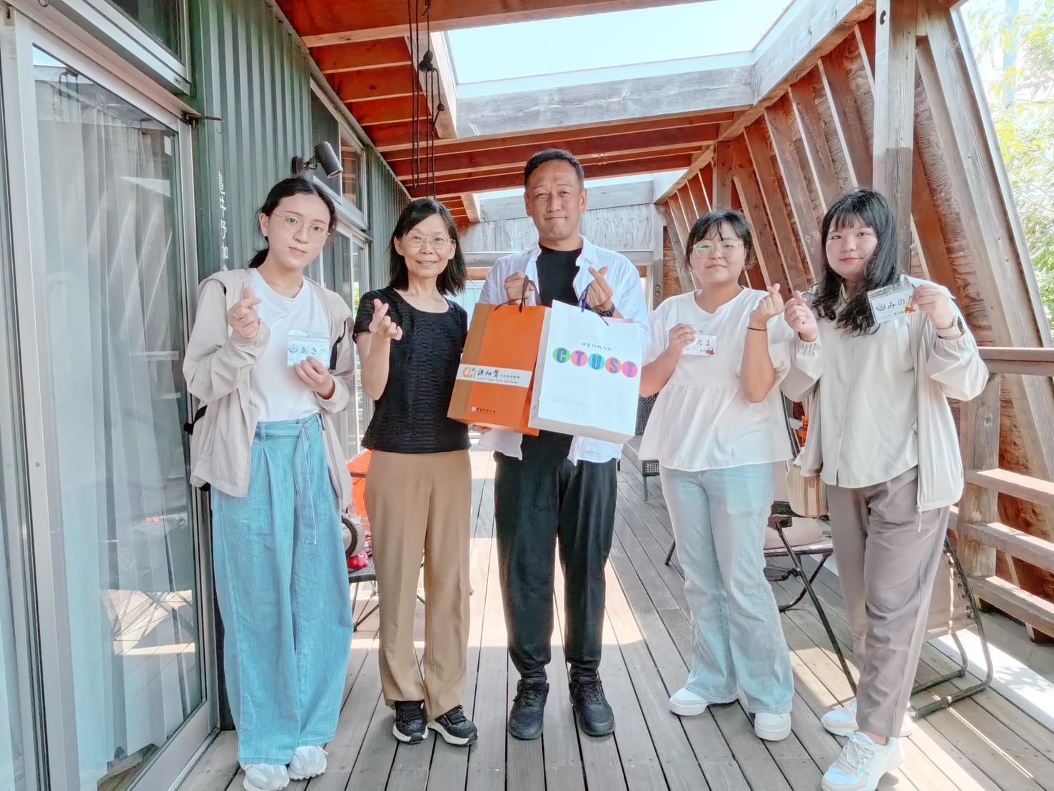 中臺科大護理系赴日「葵照護」與長輩共創療癒時光