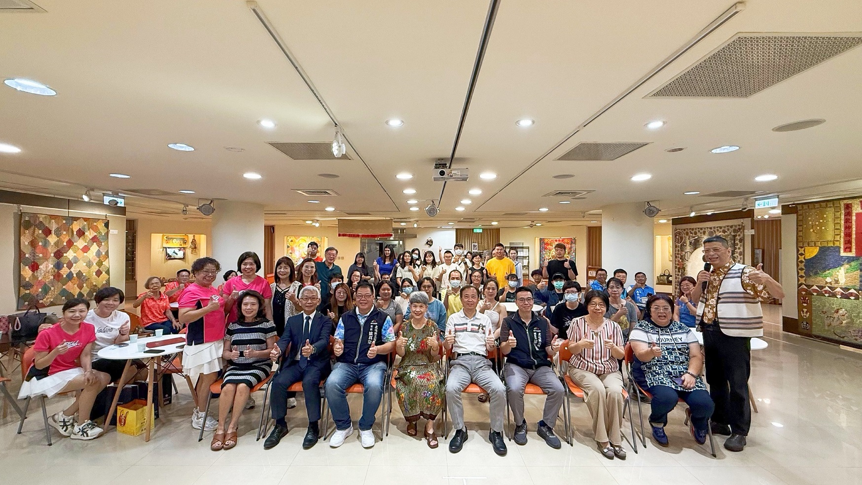 中台科大攜手拼布藝術家張貴櫻 推動文化再生與美感教育