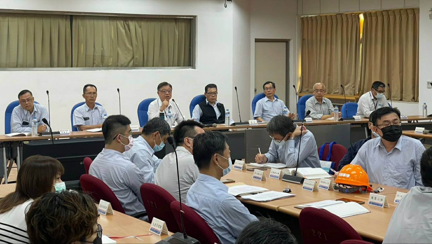 中油公司煉製事業部執行長季存厚主持工安精進宣導會議