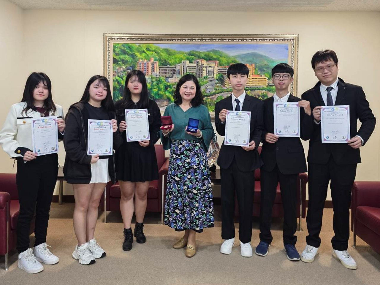 中臺科大勇奪IIIC國際賽1金1銀　永續創新設計躍上國際舞台