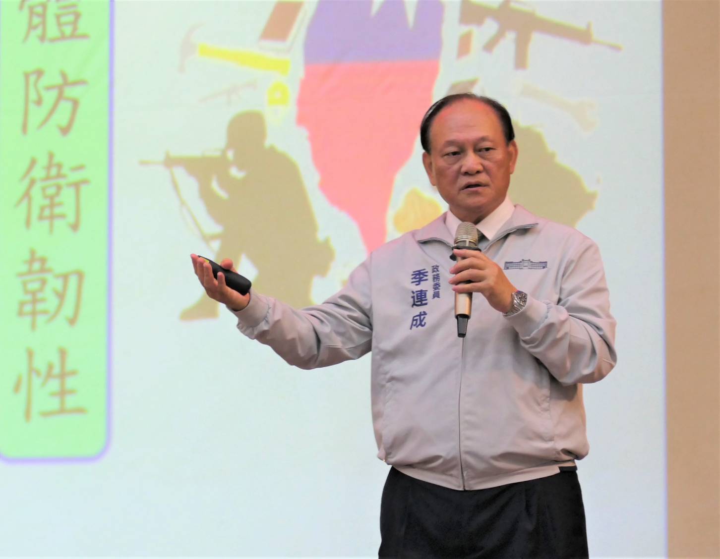 2025南方領袖教育學院 季連成政委高雄首講 青年學子熱烈迴響