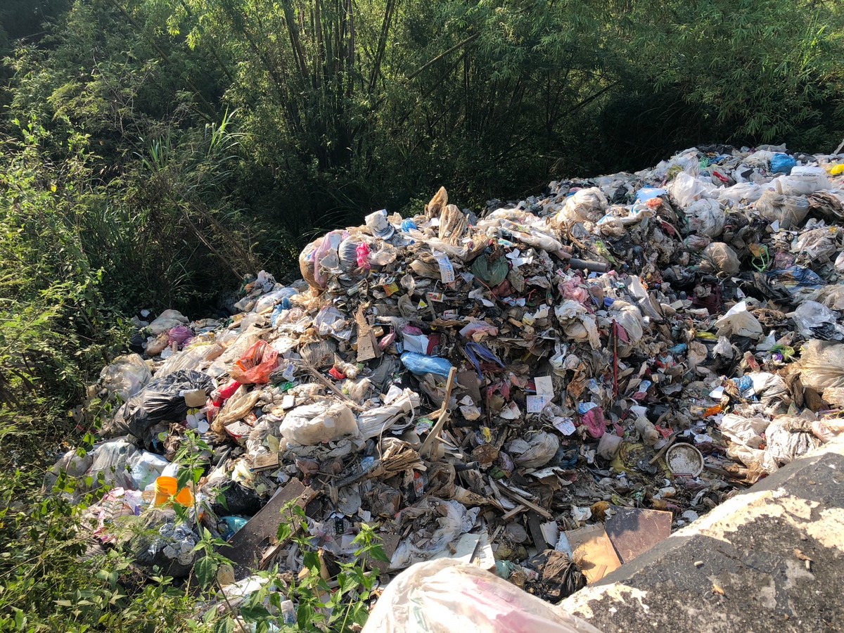 高雄月世界遭非法倒垃圾 南市府鎖定善化1涉案業者