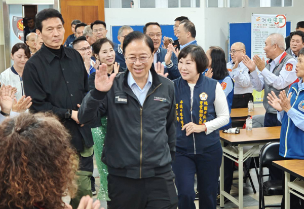 張善政慰勞平鎮守望相助隊 強調警民協力打造社區安全網