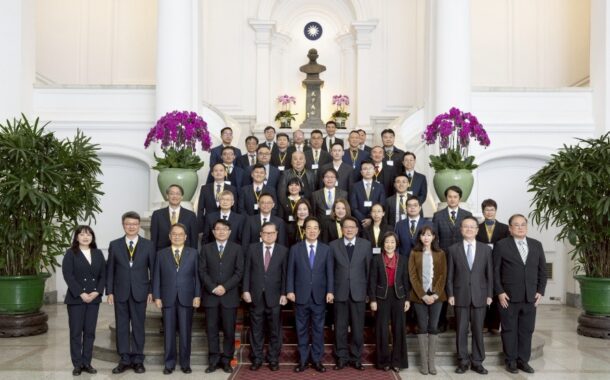 彰基發明三傑 老中青三代傑出發明家獎 獲總統接見