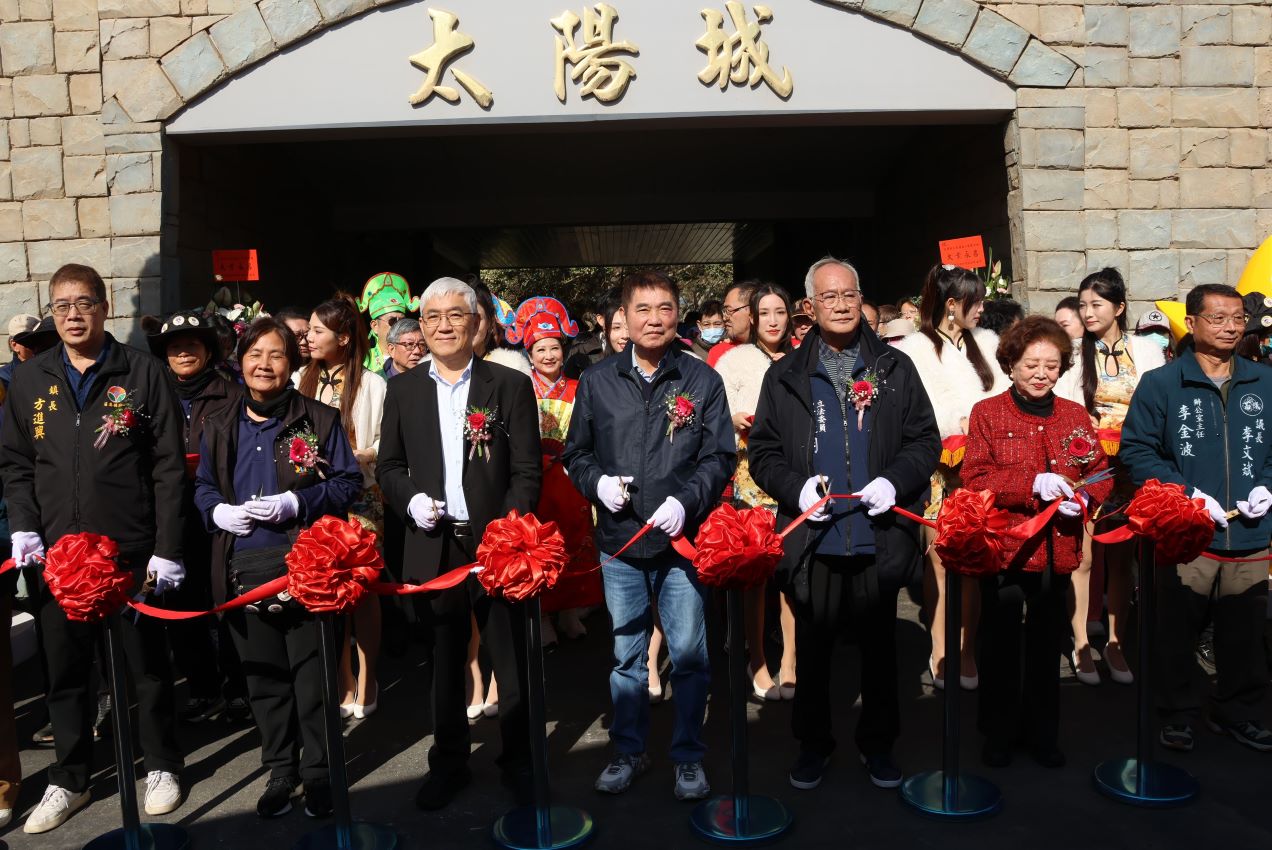 後龍百變影城文創園區開幕 鍾東錦為鄉親爭取福利