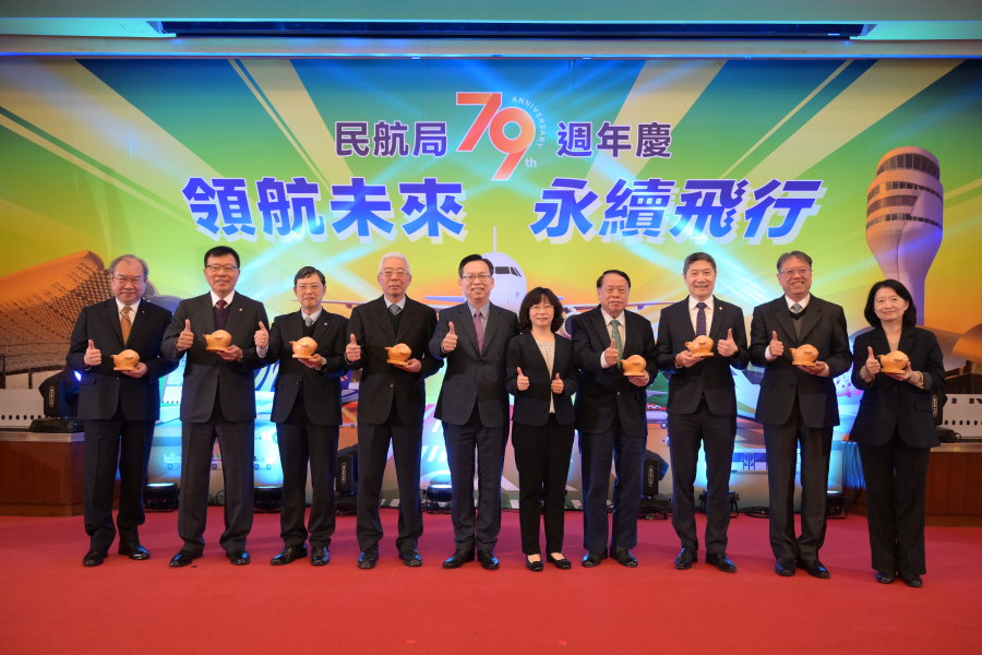 民航局：冬季班表航班數超越疫情前 今年運量可望創歷史新高