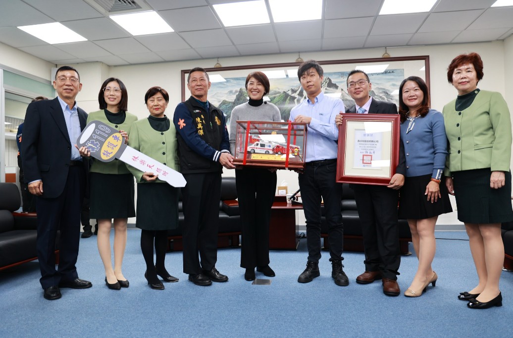 鑫永銓捐投縣3輛救護車 提升偏鄉緊急救援能力
