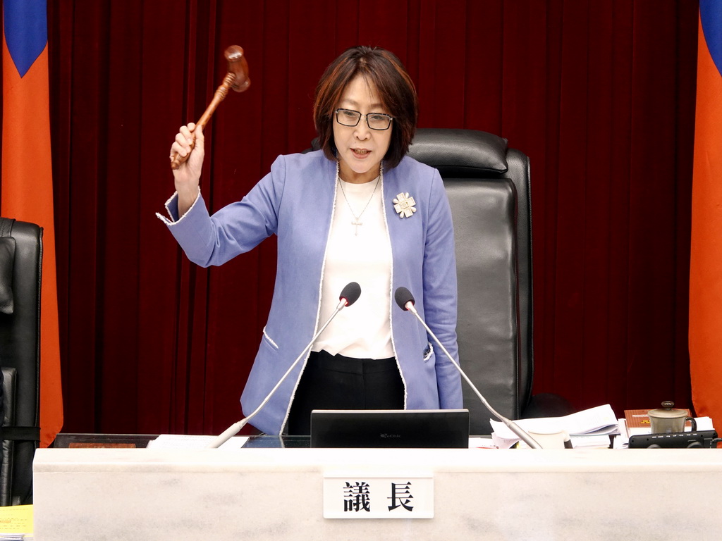 高雄市議會續審總預算 康裕成：局處首長務必「事先溝通」